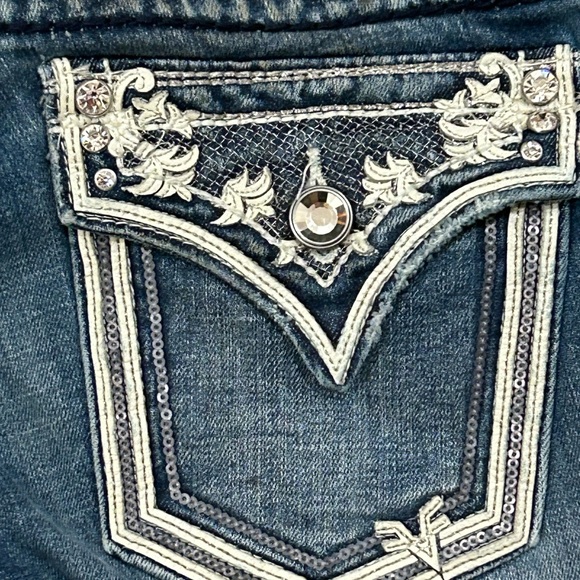 Vigoss The New York Short  Women’s Waist 25. Length 5  Embellished Bling/Stitch - Picture 5 of 6